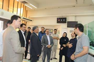 عیادت معاونان دانشگاه در آغاز سال نو از بیماران مرکز روانپزشکی رازی 